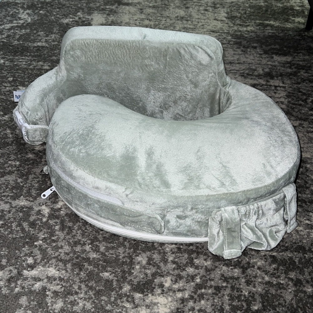 My Brest Friend Super Deluxe Nursing Pillow